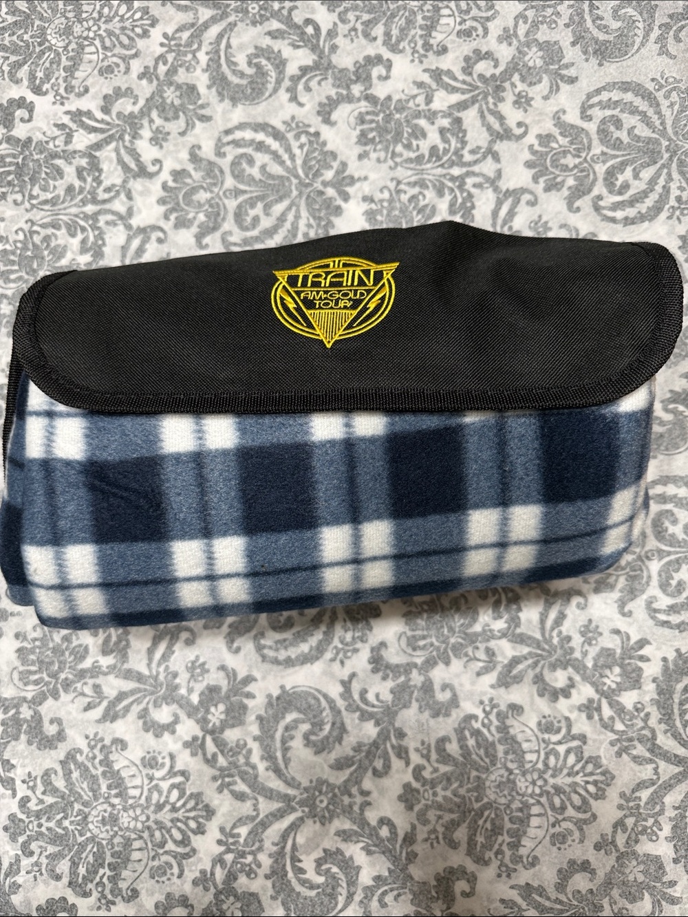 Train band "AM Gold Tour" water-resistant outdoor blanket